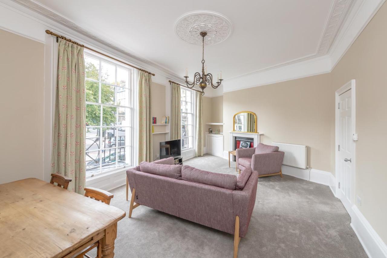 Spacious Maisonette With Parking - 10 Mins Walk From Bath Abbey - 2 Bed & 2 巴斯 外观 照片